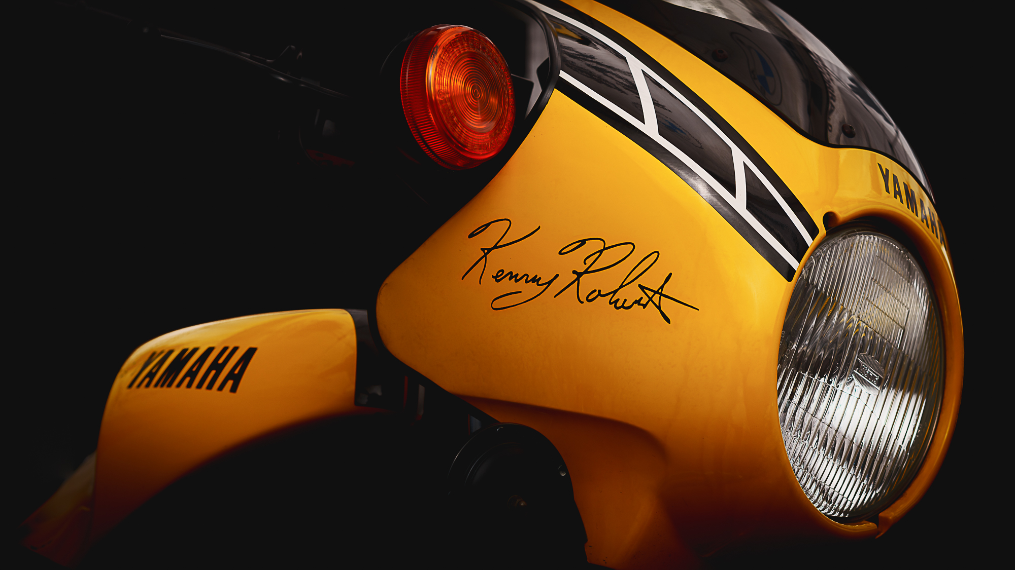 1984 YAMAHA RZ350 KENNY ROGERS PORTADA