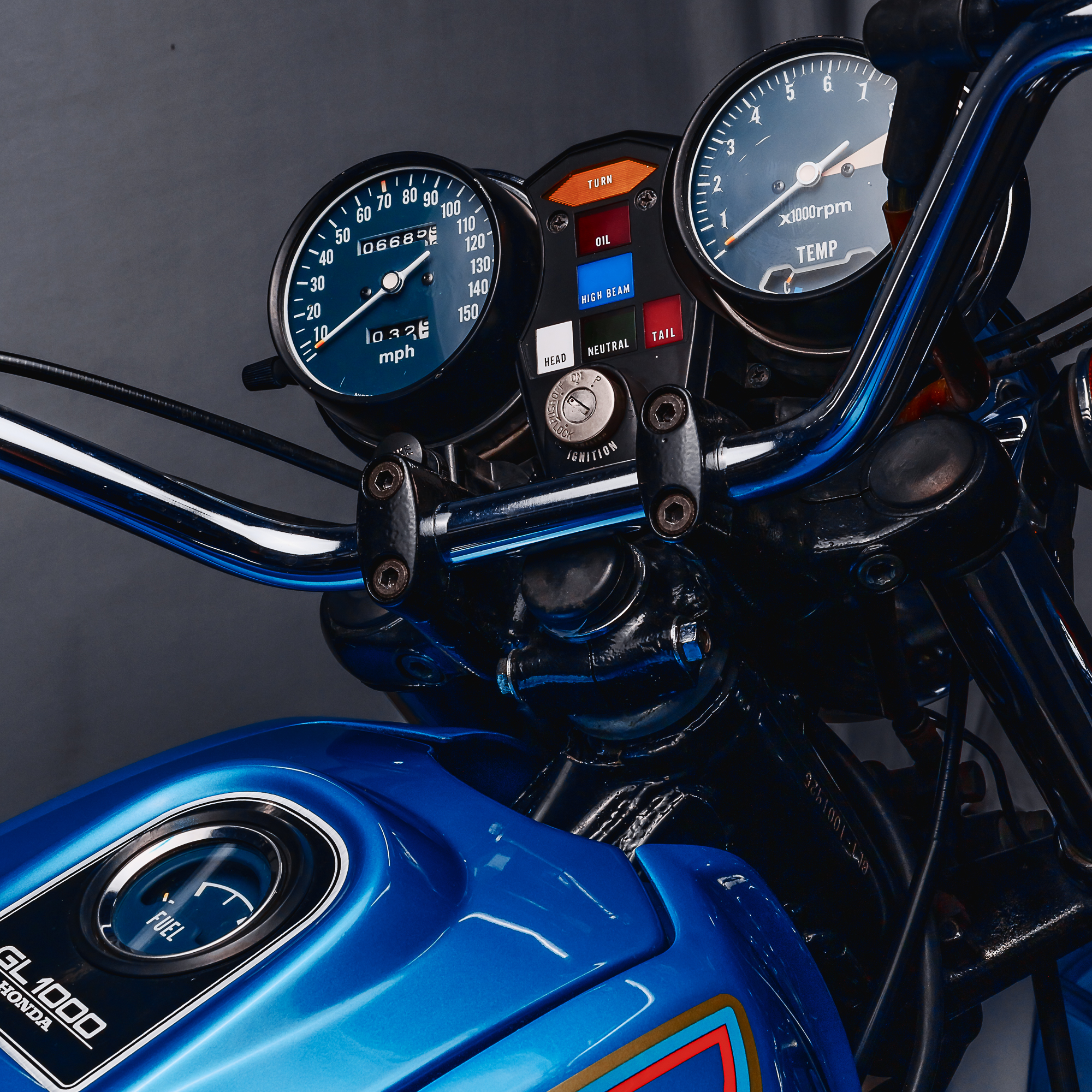 10 HONDA GOLDWING 1975_ElCortis