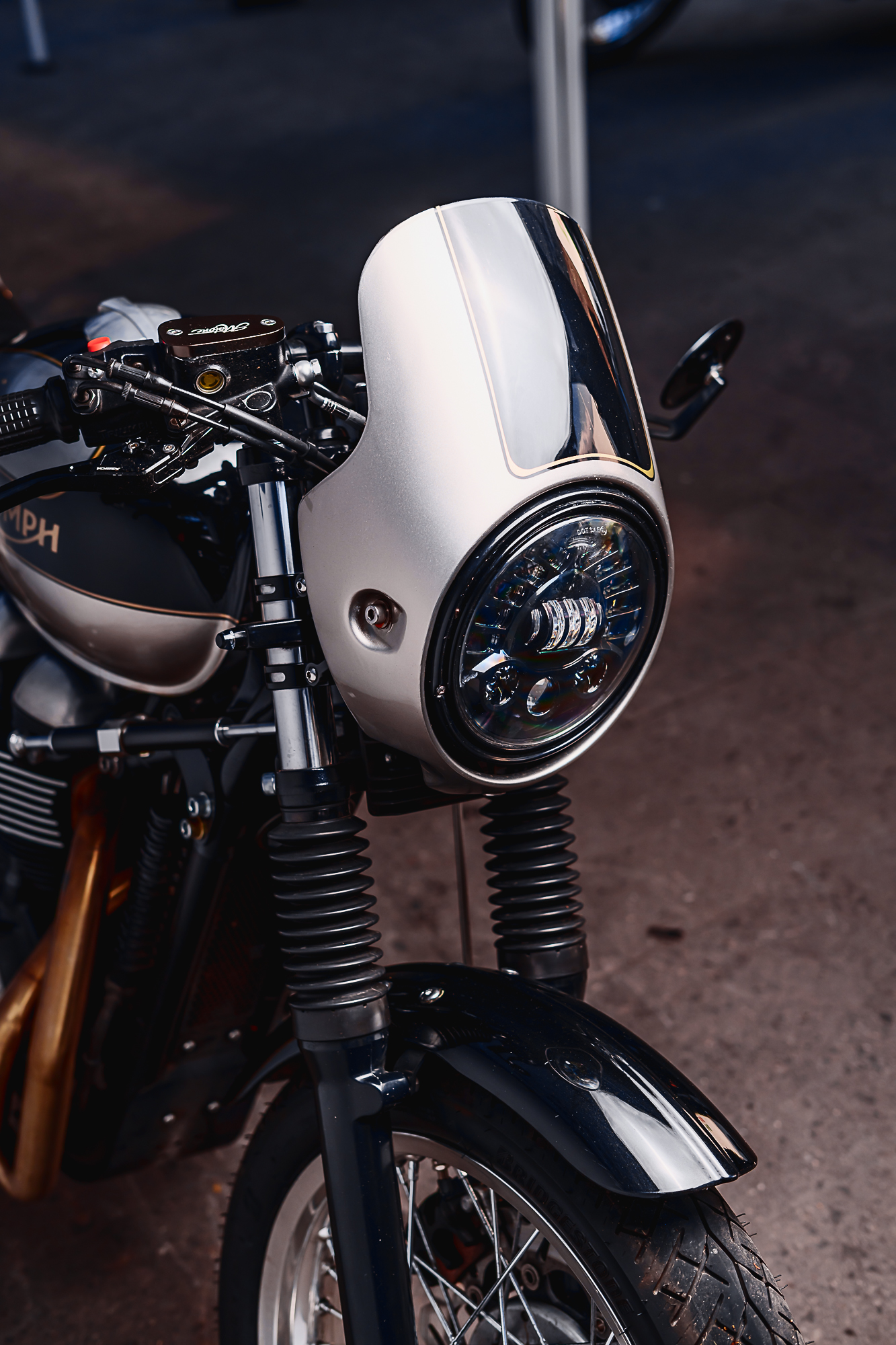 05 TRIUMPH THRUXTONE 2020_robga